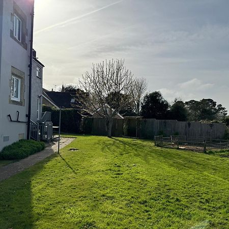 Mulberry Lawn Apartments Brading Exteriér fotografie